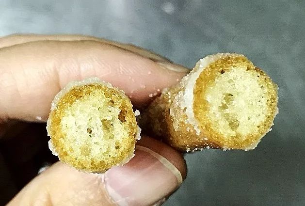這款吃了三十多年的江米條， 咬一口，勾起了幾代人的童年回憶